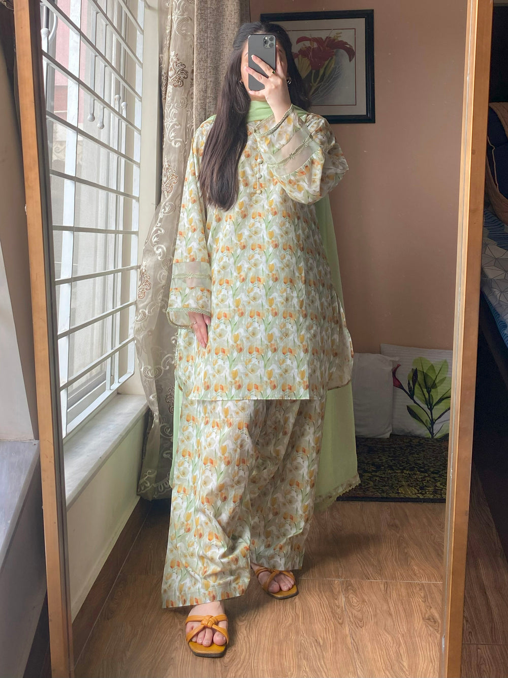 3-Piece Lawn Printed Dress With Loose Shalwar