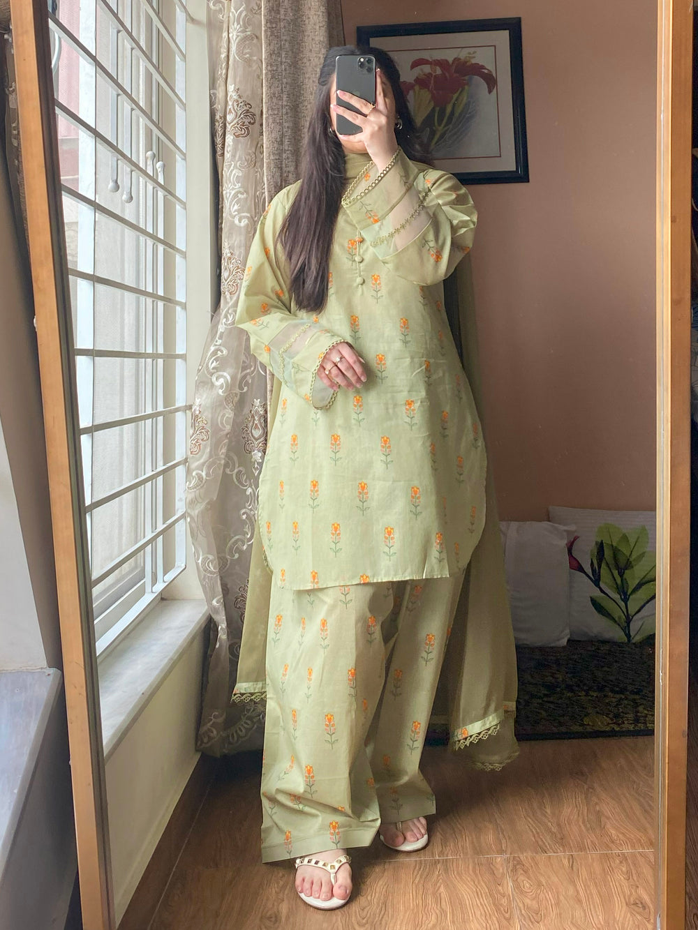 3-Piece Lawn Printed Dress With Loose Shalwar