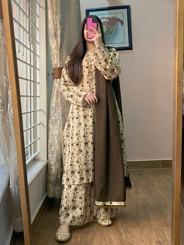 3 Piece - Khaddar Printed Beige Floral Dress