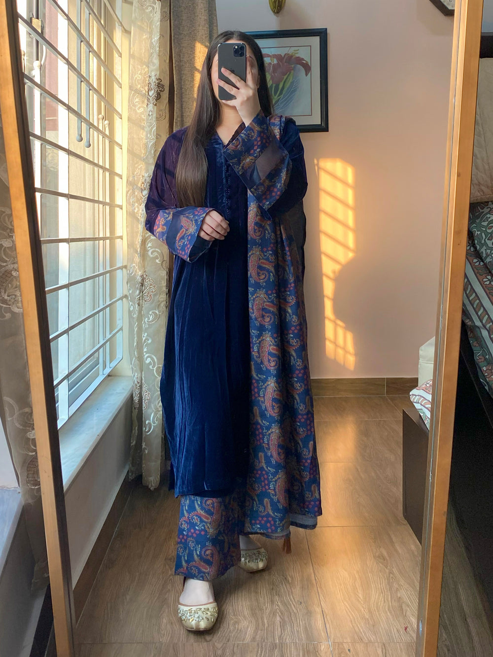 Velvet Dress with Printed Dhanak Shawl