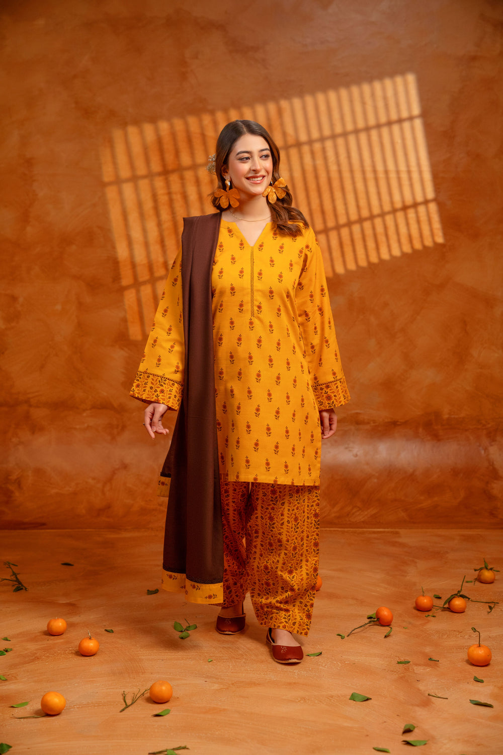 3 Piece - Khaddar Printed Dress with Shalwar
