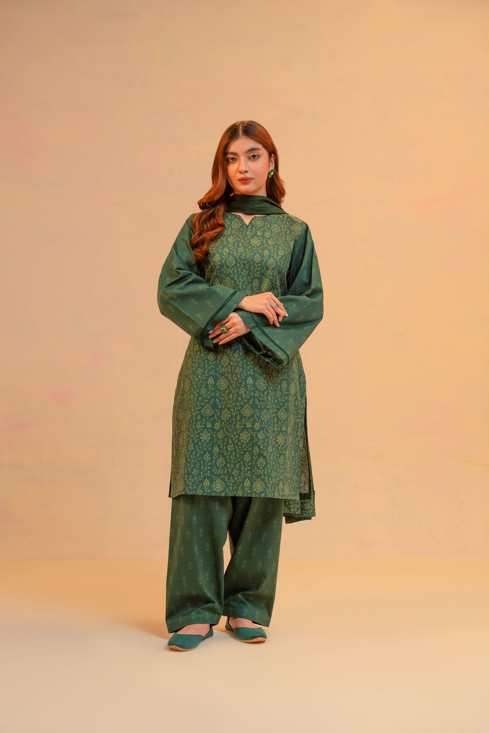 3 Piece - Khaddar Printed Dress with Shalwar