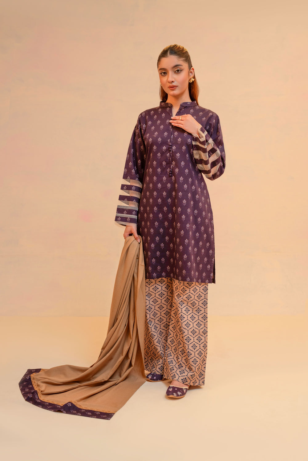 3 Piece - Khaddar Printed Dress with Plazo