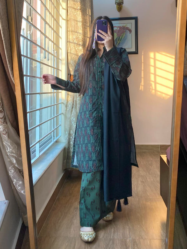 3 Piece - Khaddar Printed Dress with Bell Bottom Trouser