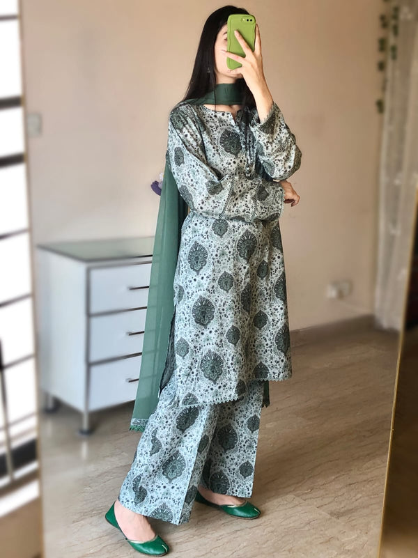 3 Piece - Lawn Printed Dress With Plazo