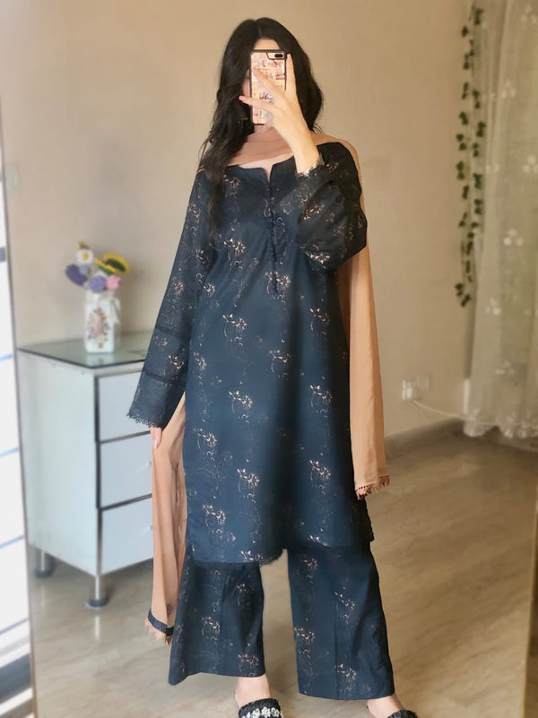 3 Piece - Lawn Printed Dress With Plazo