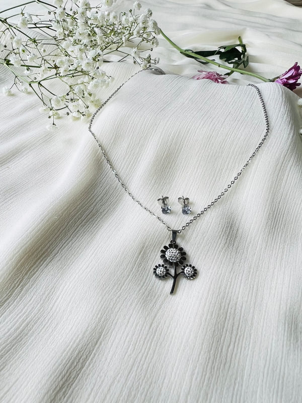 Elegant Silver Necklace & Earring Set
