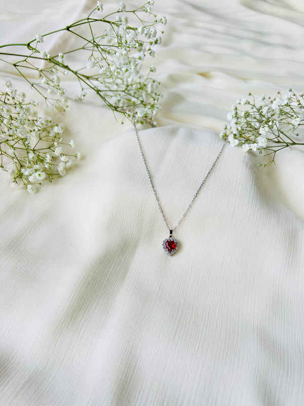 Elegant Heart Topaz Silver Chain Pendants