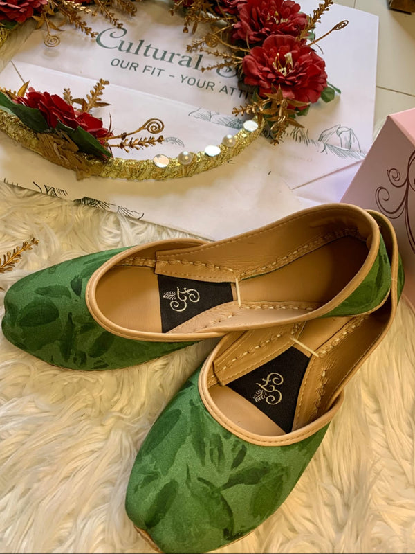 Printed Khussas