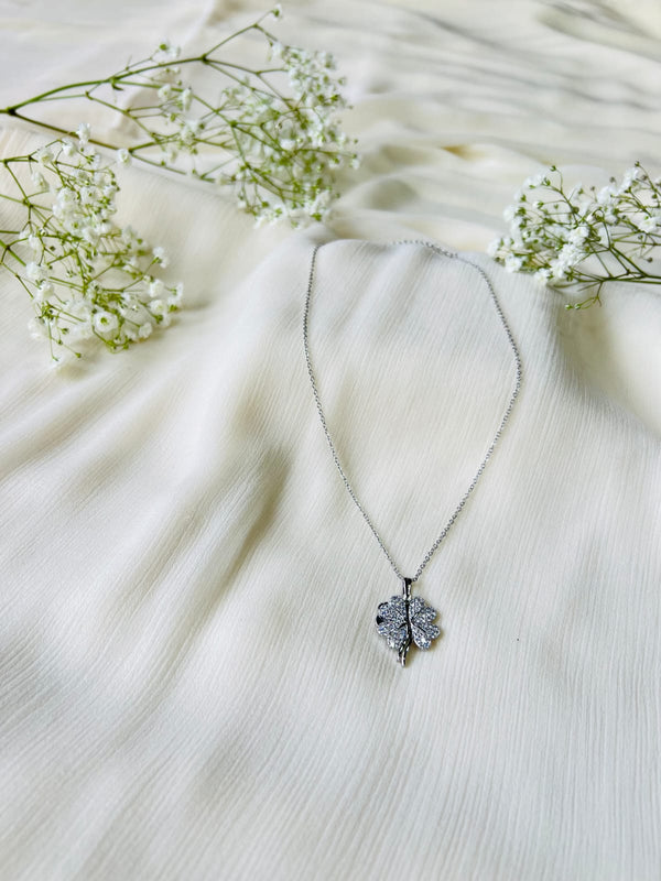Elegant Flower Silver Chain Pendants