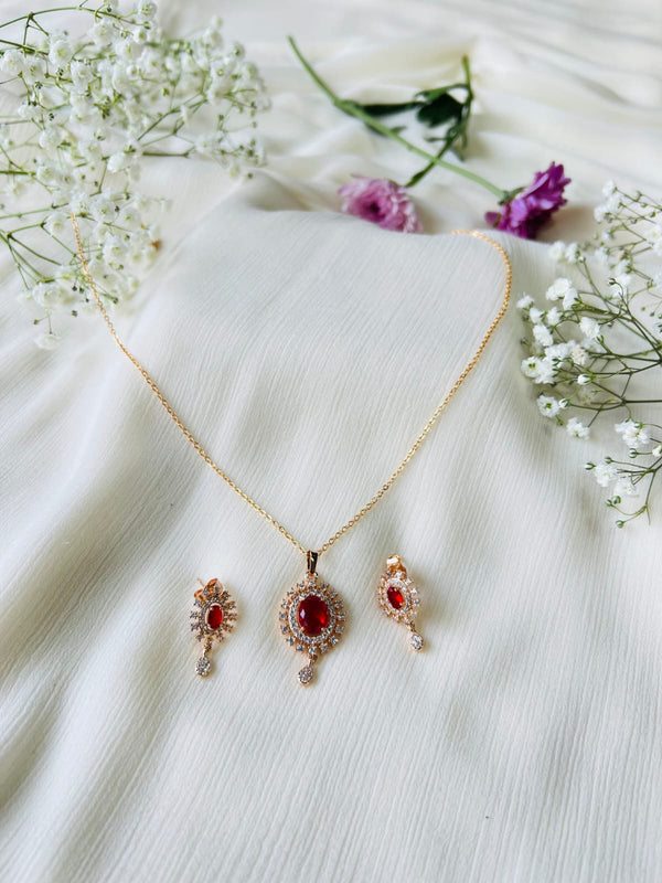 Elegant Golden Necklace & Earring Set
